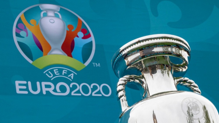 的严峻挑战 的严峻挑战