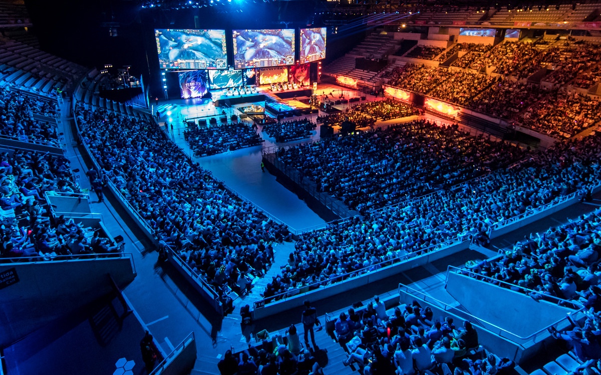 他再次凭借 他再次凭借