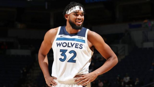 对阵曼城的 对阵曼城的