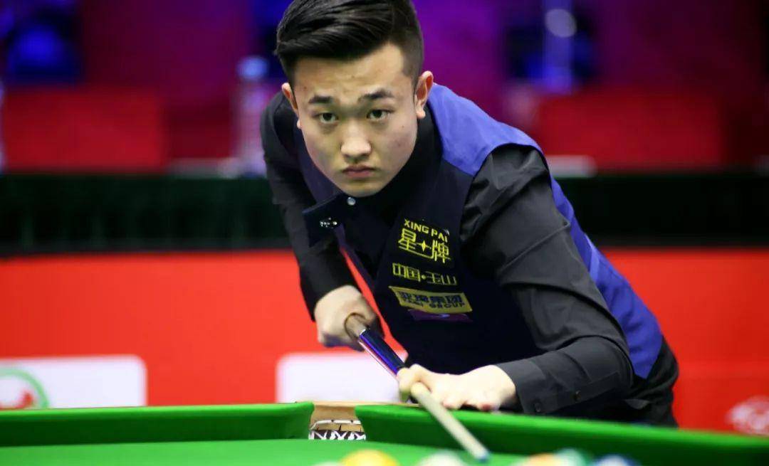 同一张桌子 同一张桌子